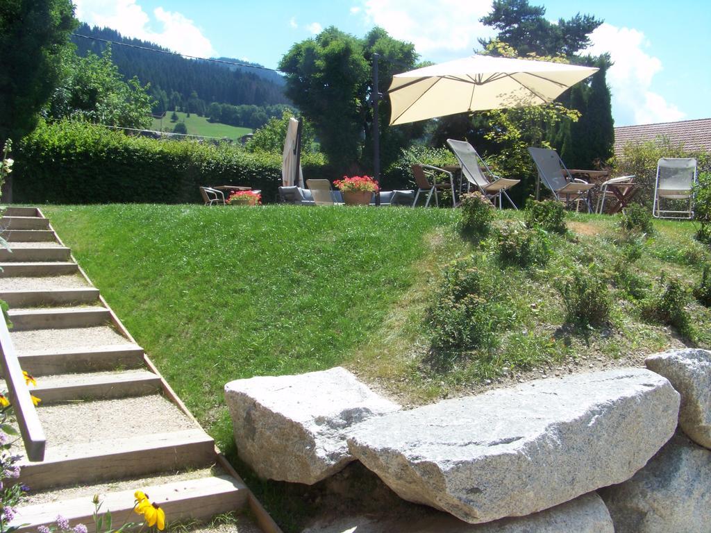 Hotel Le Caprice Des Neiges Combloux Exterior photo